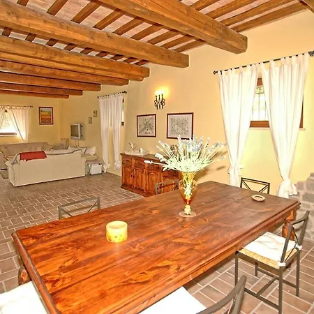 Villa Stazione Ponte Rio Sleeps 10 Pool Wifi Chioano
