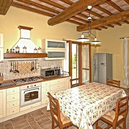 Villa Stazione Ponte Rio Sleeps 10 Pool Wifi *